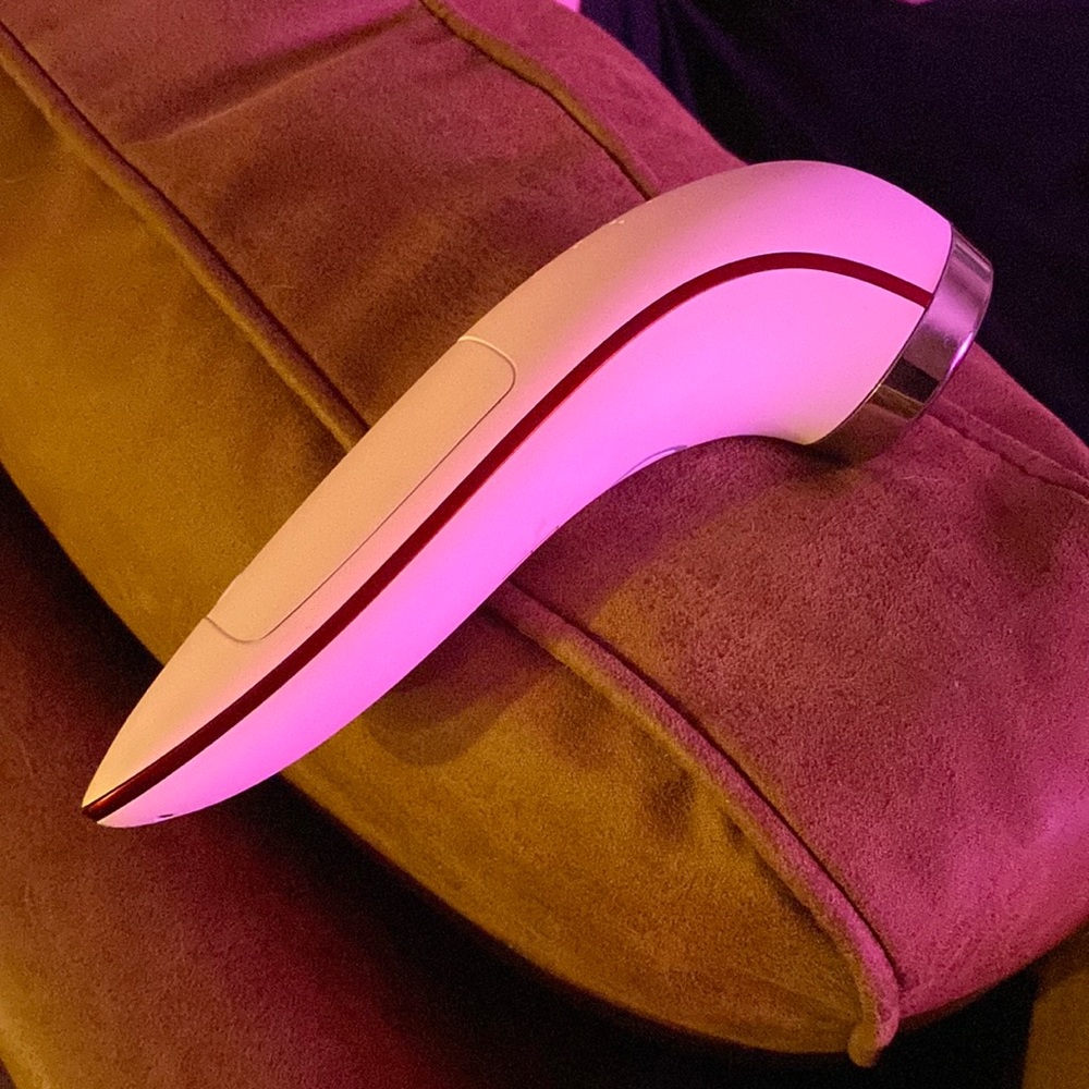 RED LED LIGHT